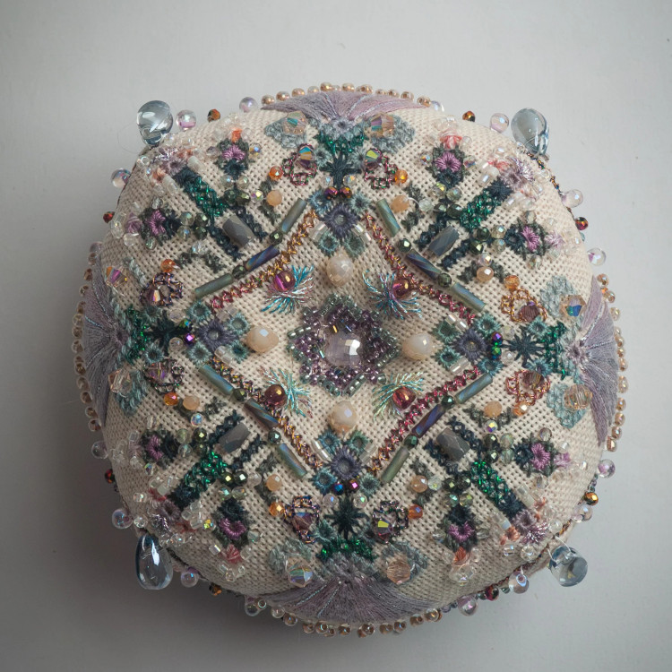 Courtyard Glow Pincushion Courtyard Glow Pincushion