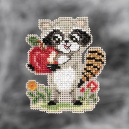 Rosie Raccoon cross stitch/beading kit